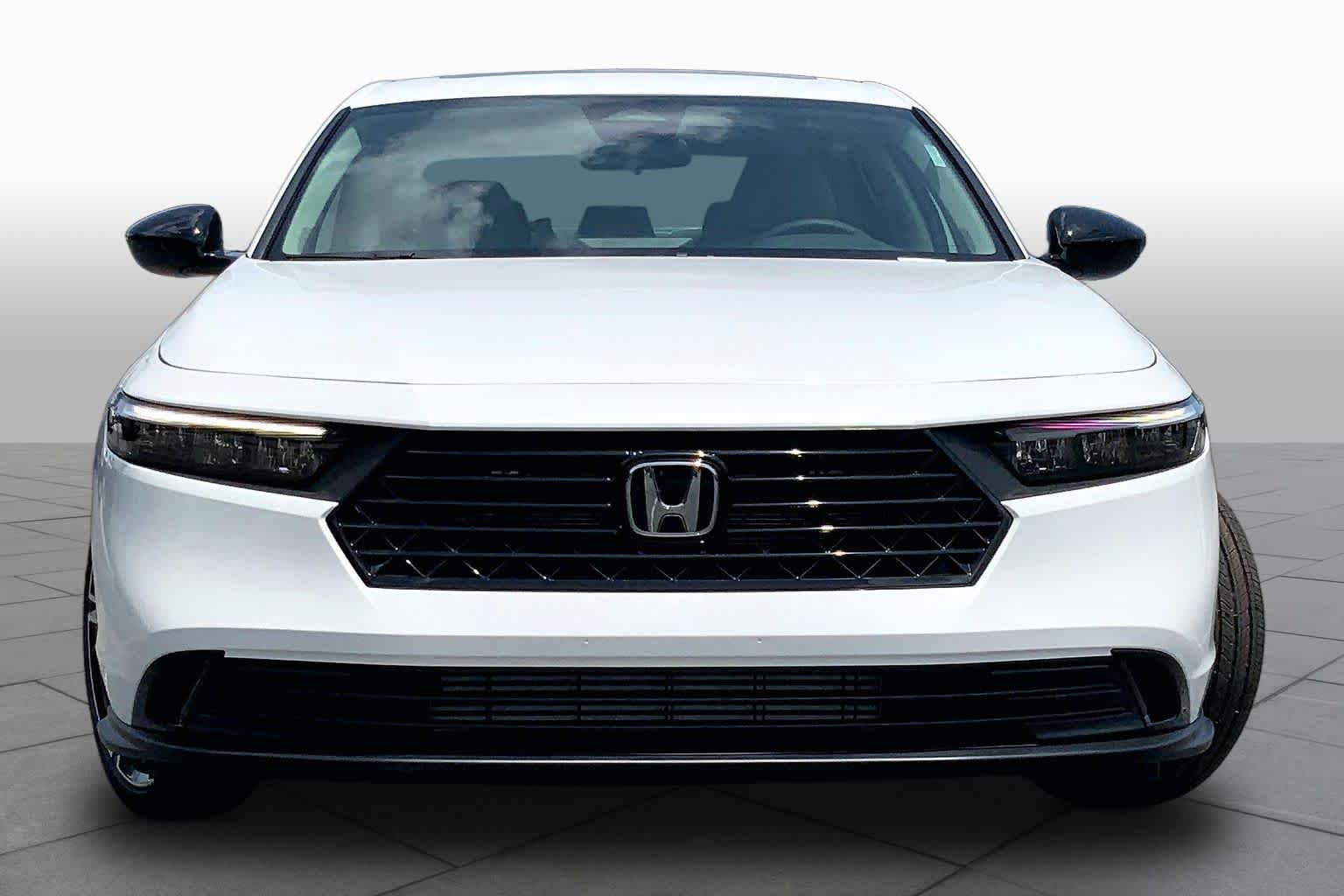 New 2026 Platinum White Pearl Honda SE image 3