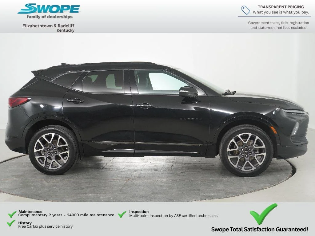Used 2023 BLACK Chevrolet RS image 3