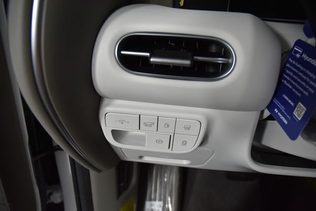 New 2026 White Hyundai SEL 7P image 50