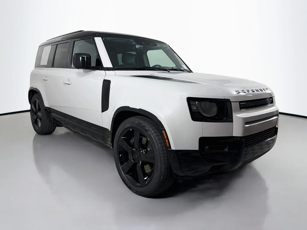 New 2026 Borasco Grey Land Rover X-Dynamic SE image 3