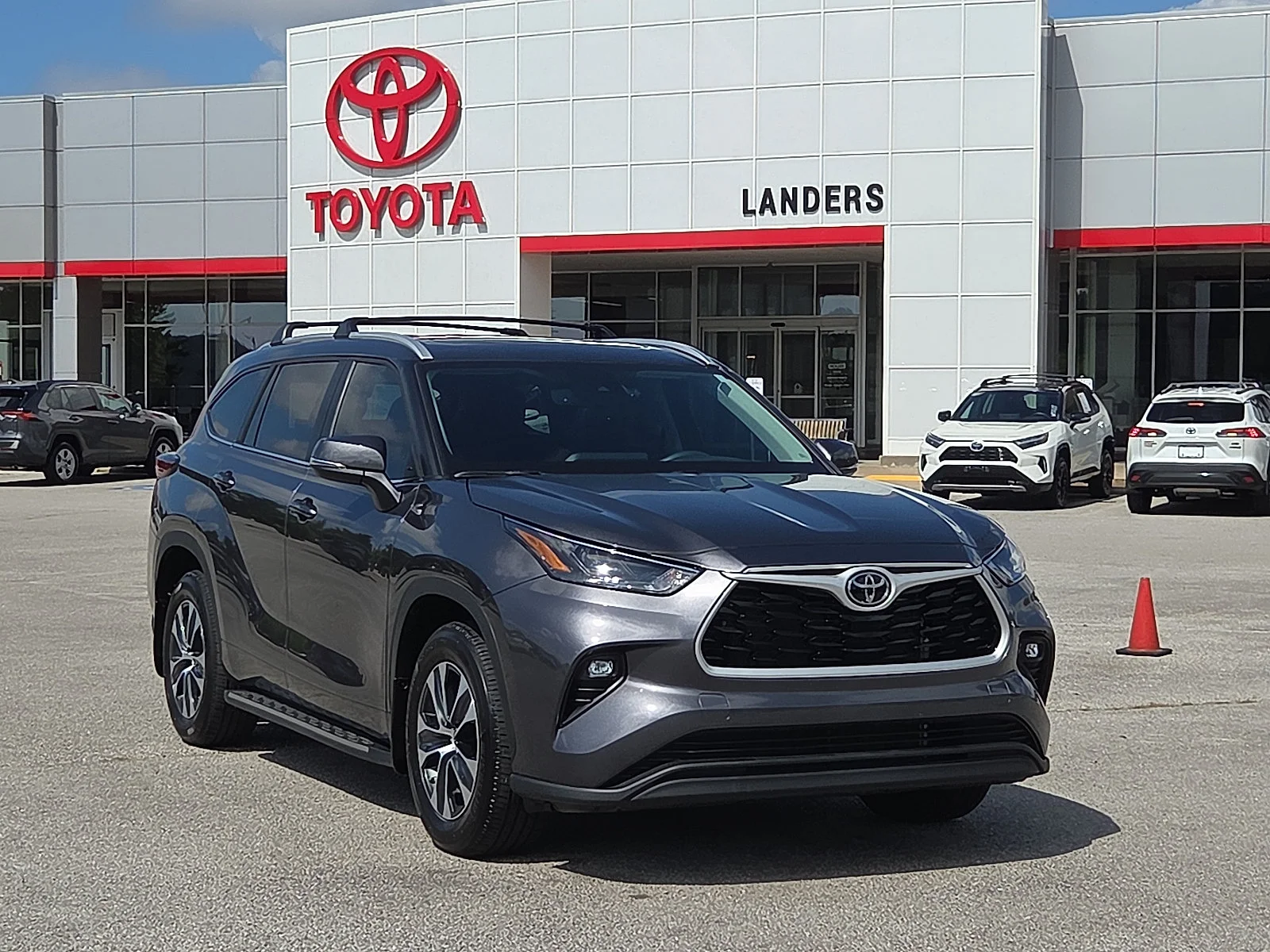 2024 Toyota Highlander