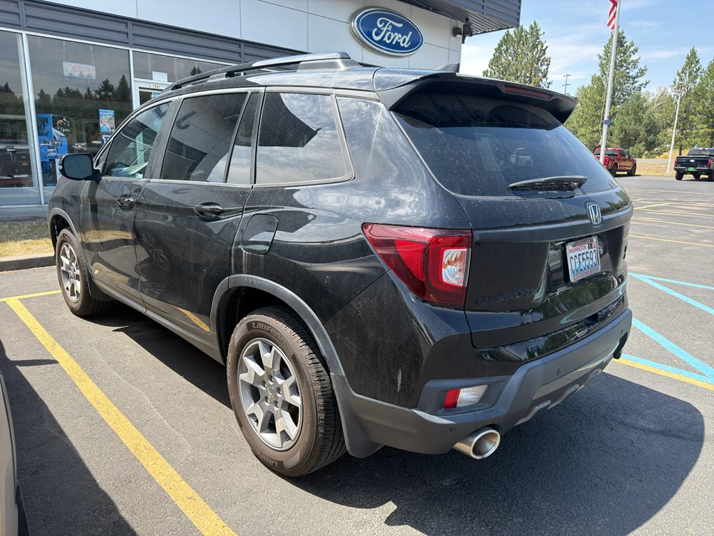 Certified Used 2022 Crystal Black Pearl Honda TrailSport image 2
