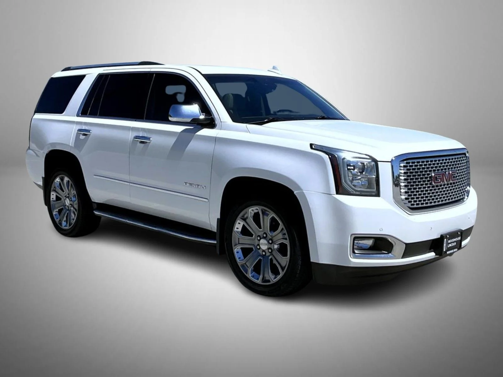Used 2016 White GMC Denali image 3