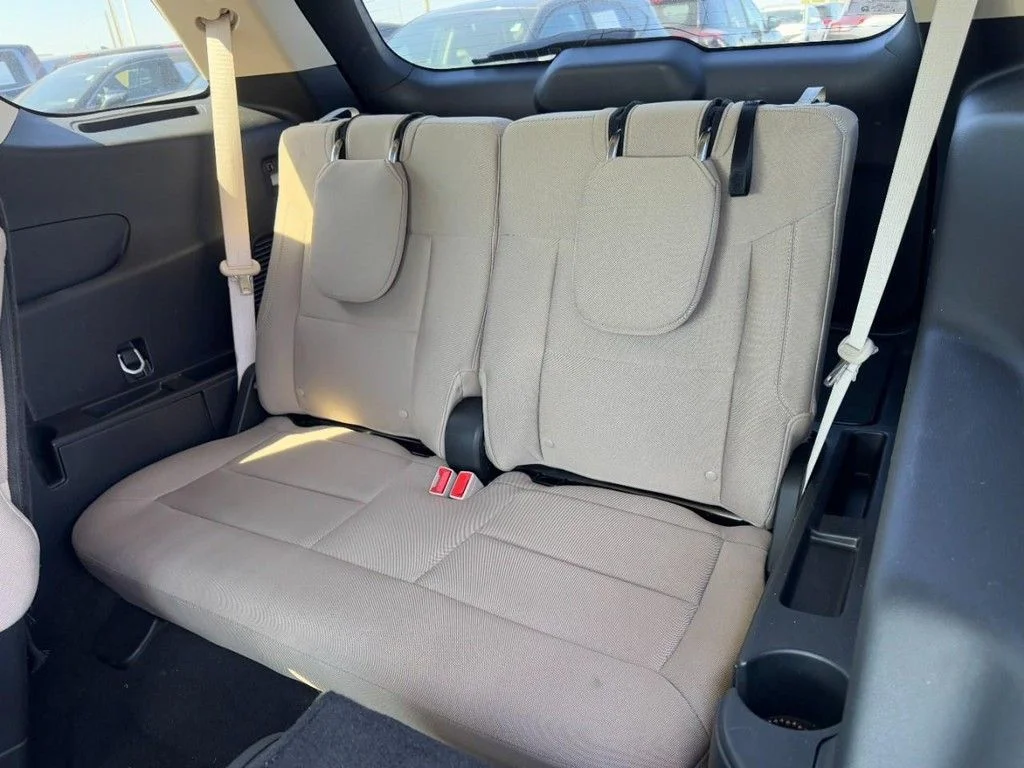 Used 2023 Green Ford XLT image 11
