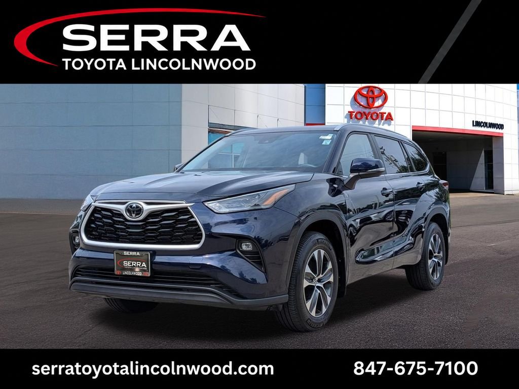 Used 2026  Toyota XLE image 1