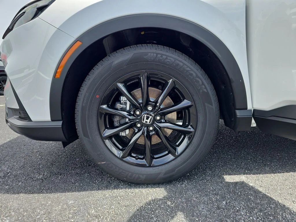 New 2026 Platinum White Pearl Honda Sport-L image 9