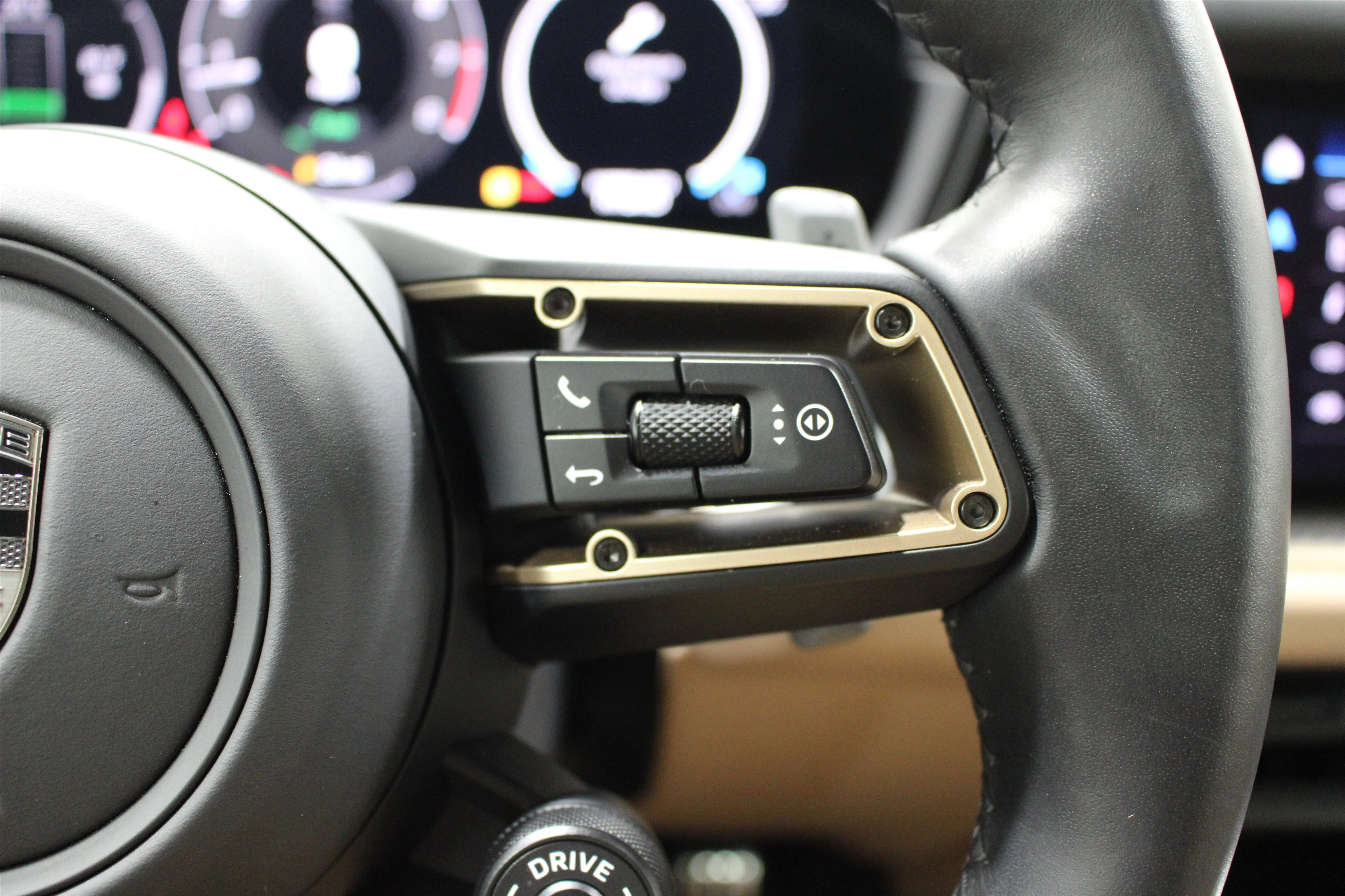 2025 Porsche Cayenne Coup Turbo E-Hybrid - Photo 12