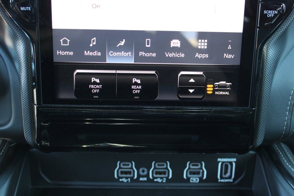 2026 RAM 1500 Limited - Photo 22