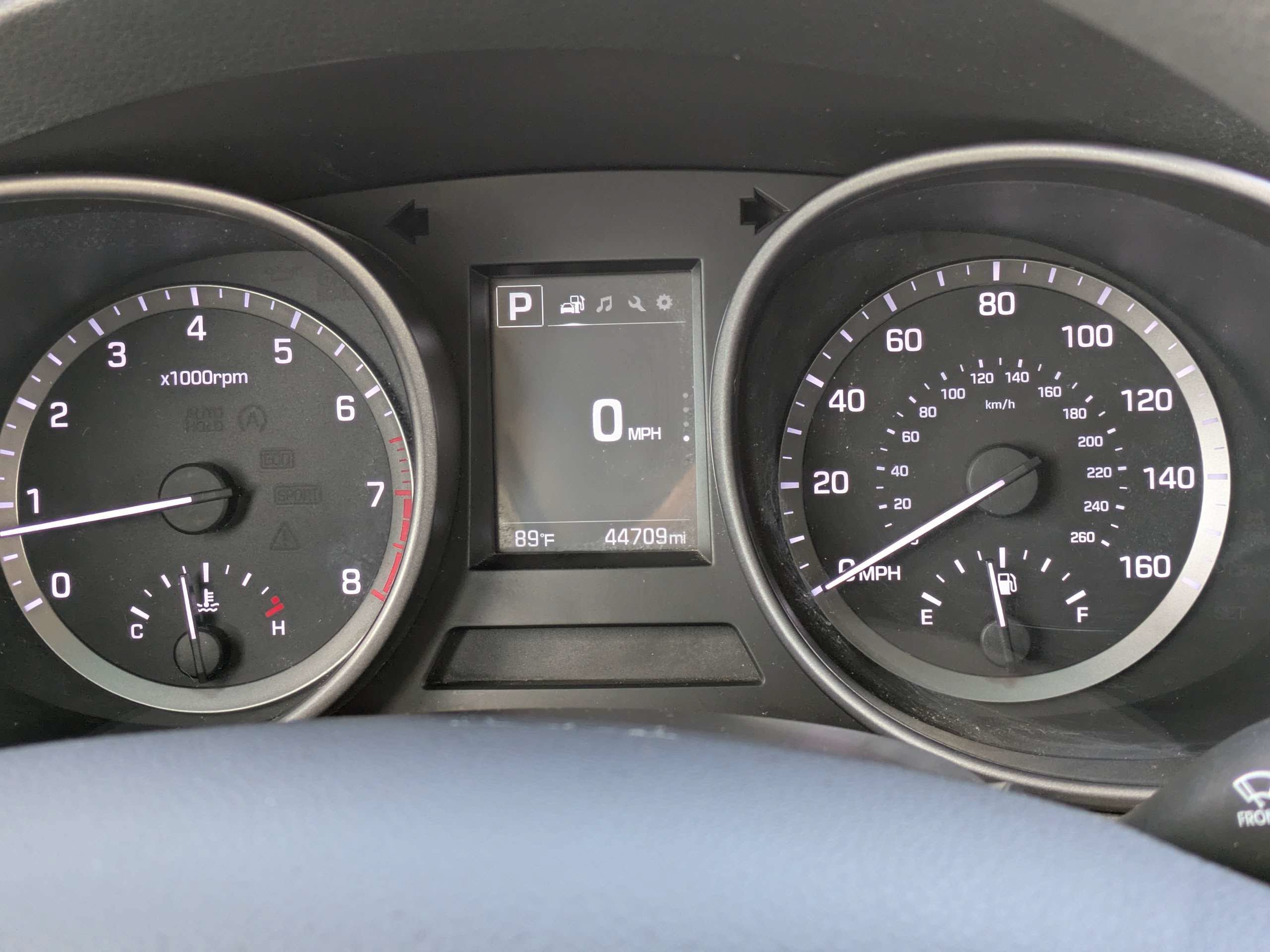 Used 2017 Sparkling Silver Hyundai 2.4L image 24