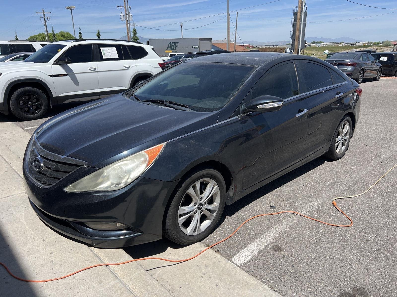 Used 2011 BLUE Hyundai Ltd PZEV image 1