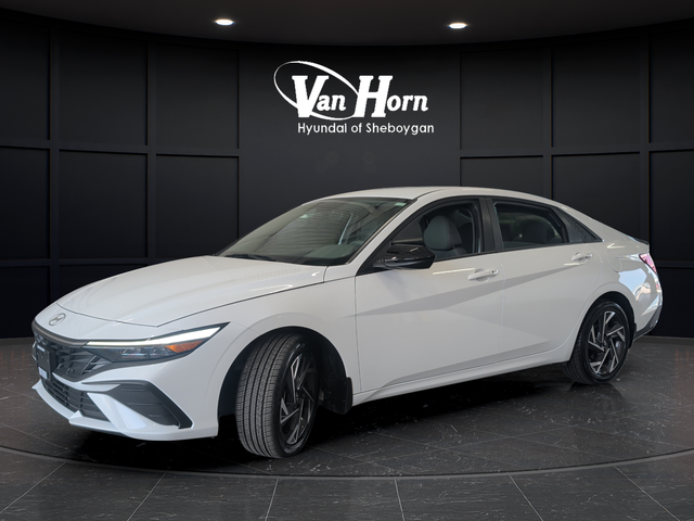 Certified Used 2025 Serenity White Hyundai SEL Sport image 3