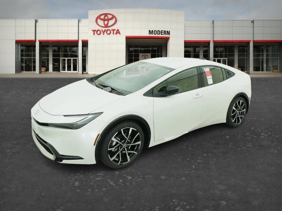 2026 Toyota Prius XSE's photo