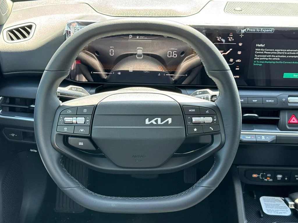New 2026 Snow White Pearl Kia EX image 24