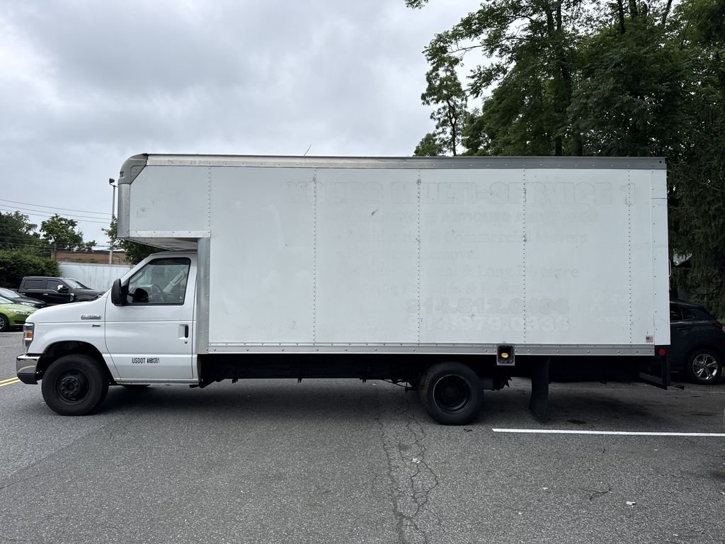 Used 2019 White Ford Base image 4