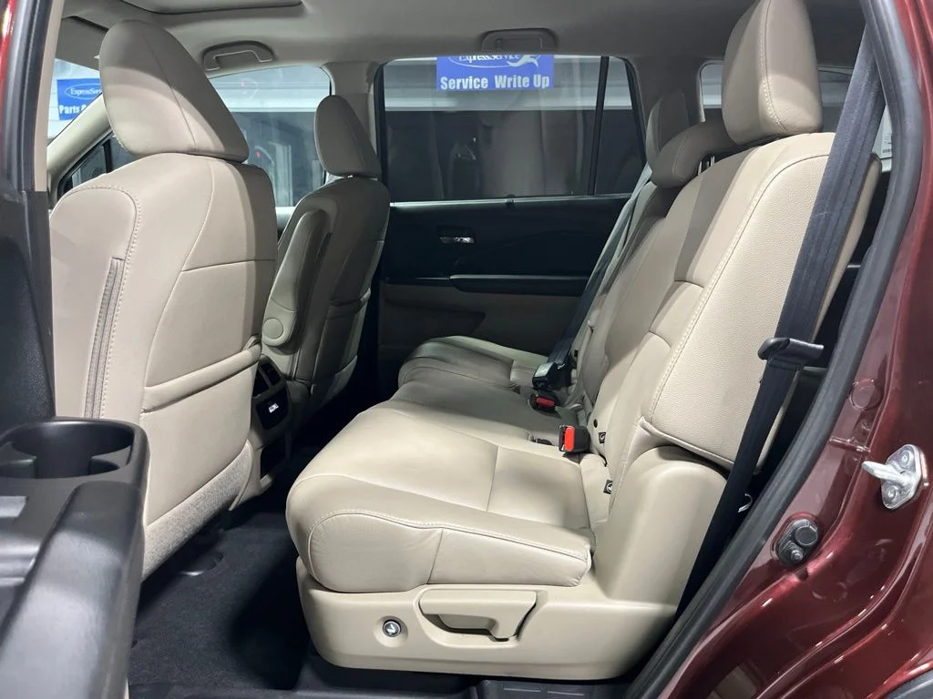 2022 Honda Pilot SE - Photo 31
