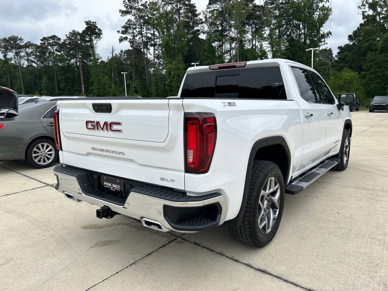 2026 GMC Sierra 1500 SLT - Photo 2