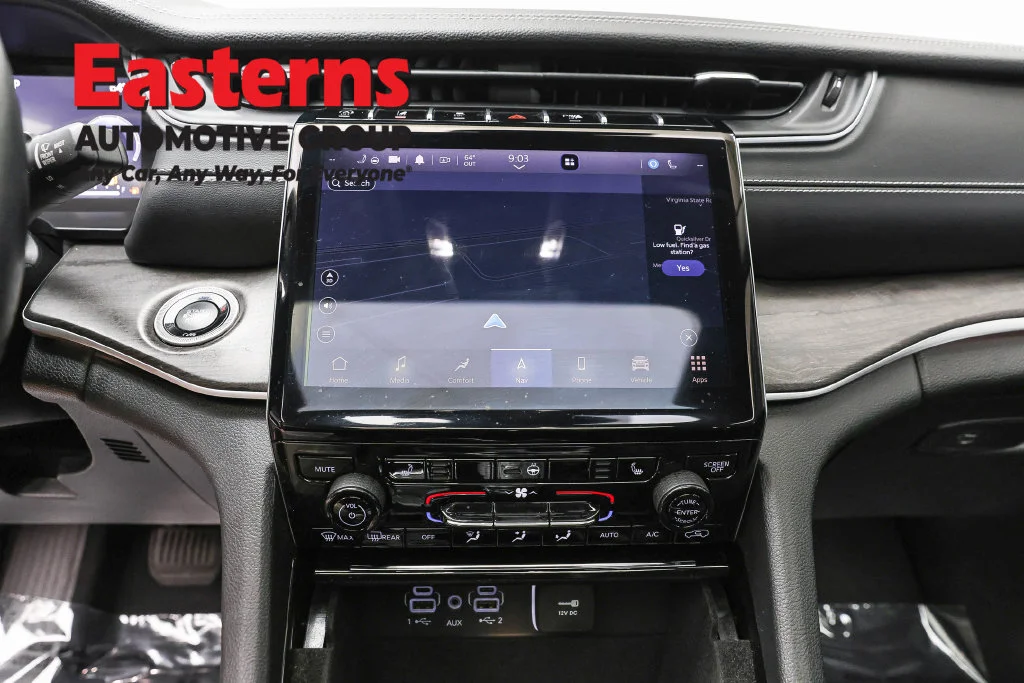 Used 2022 Gray Jeep Limited image 12