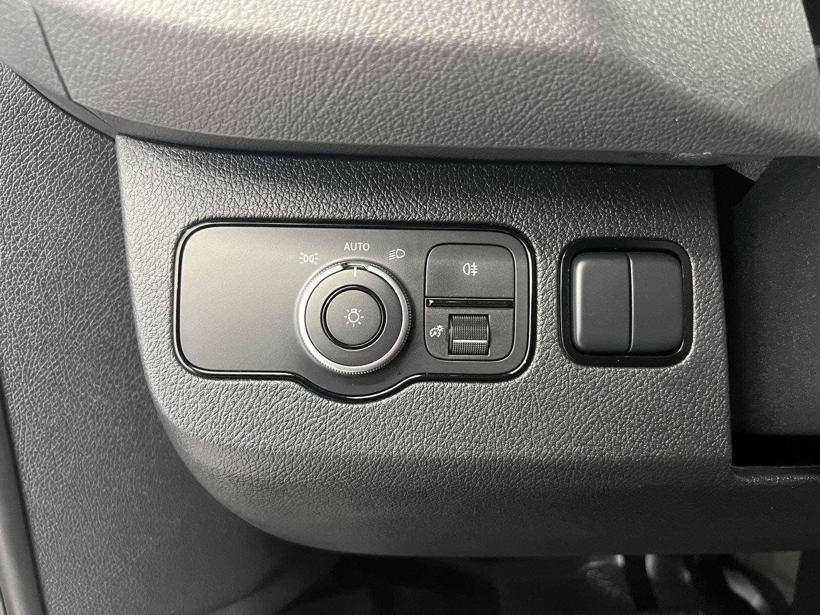 2025 Mercedes-Benz Sprinter Passenger Van Base - Photo 14