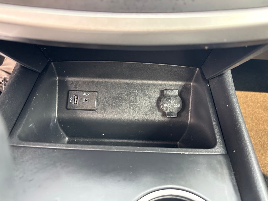 Used 2017 Silver Nissan 2.5 S image 26