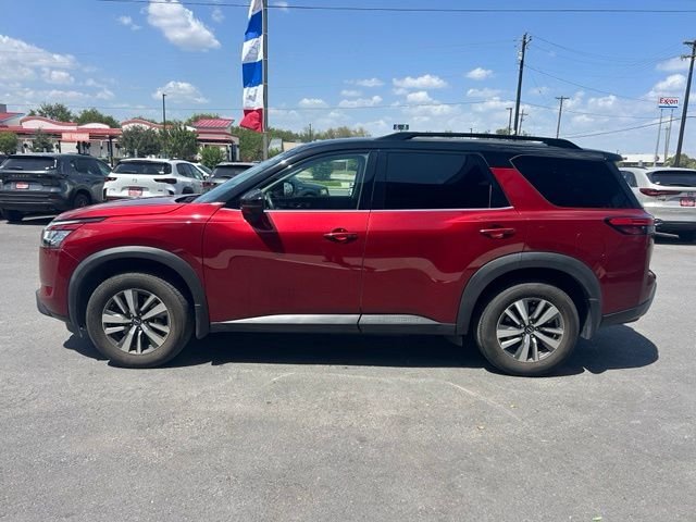 Used 2024 Red Nissan SL image 4