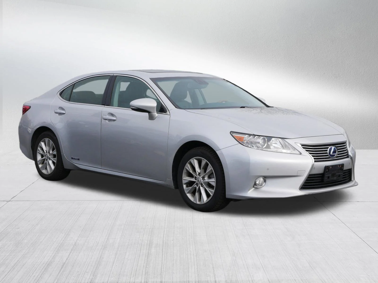 2013 Lexus ES 350 300h's photo