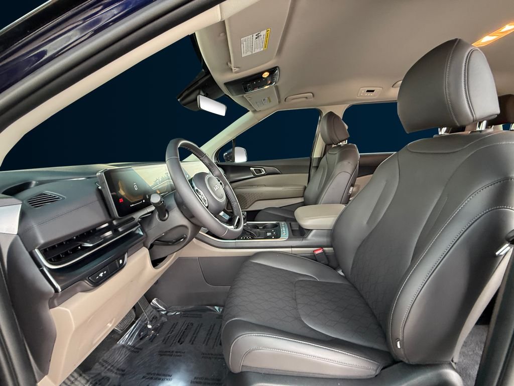 Used 2026 Blue Kia LXS image 10