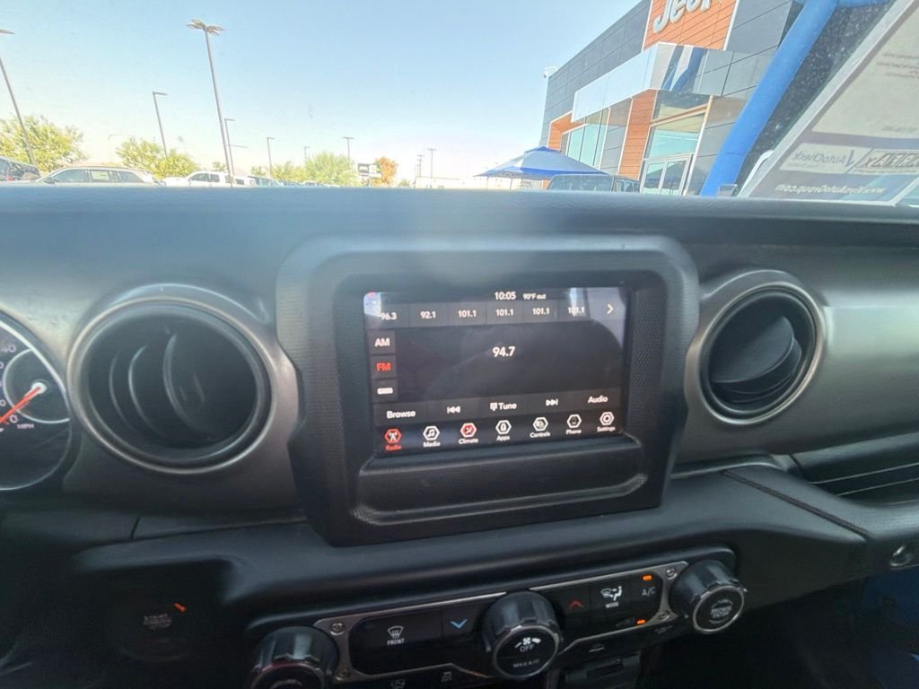 Used 2022 Blue Jeep Sport image 32