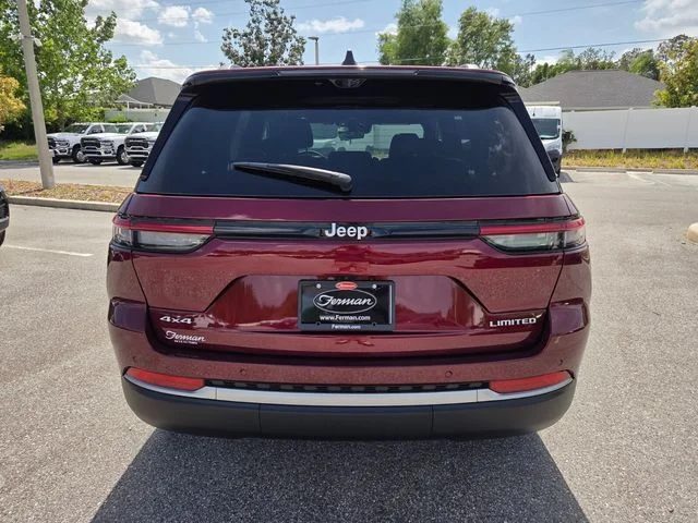 New 2026 Velvet Red Pearl-Coat Exterior Paint Jeep Limited image 11