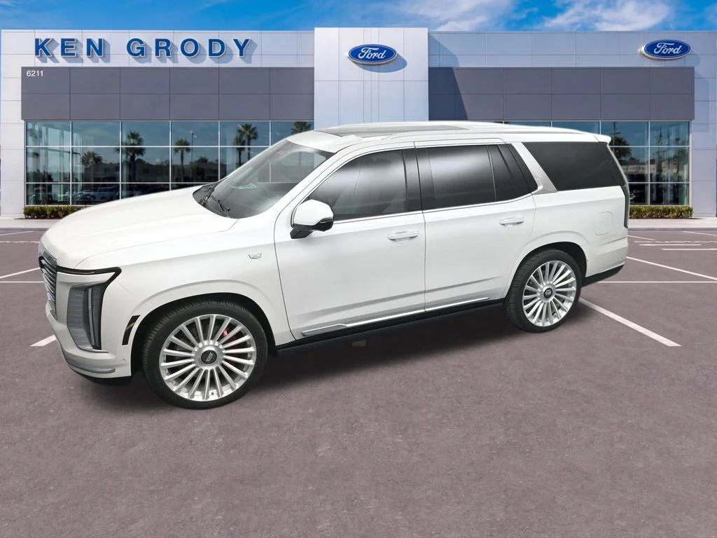 Used 2025 White Cadillac Premium Luxury Platinum image 17