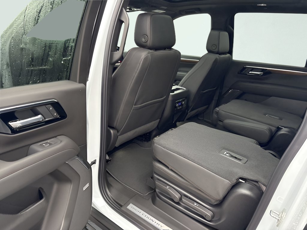 2026 Chevrolet Suburban High Country - Photo 9
