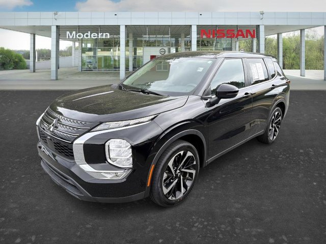 2022 Mitsubishi Outlander ES