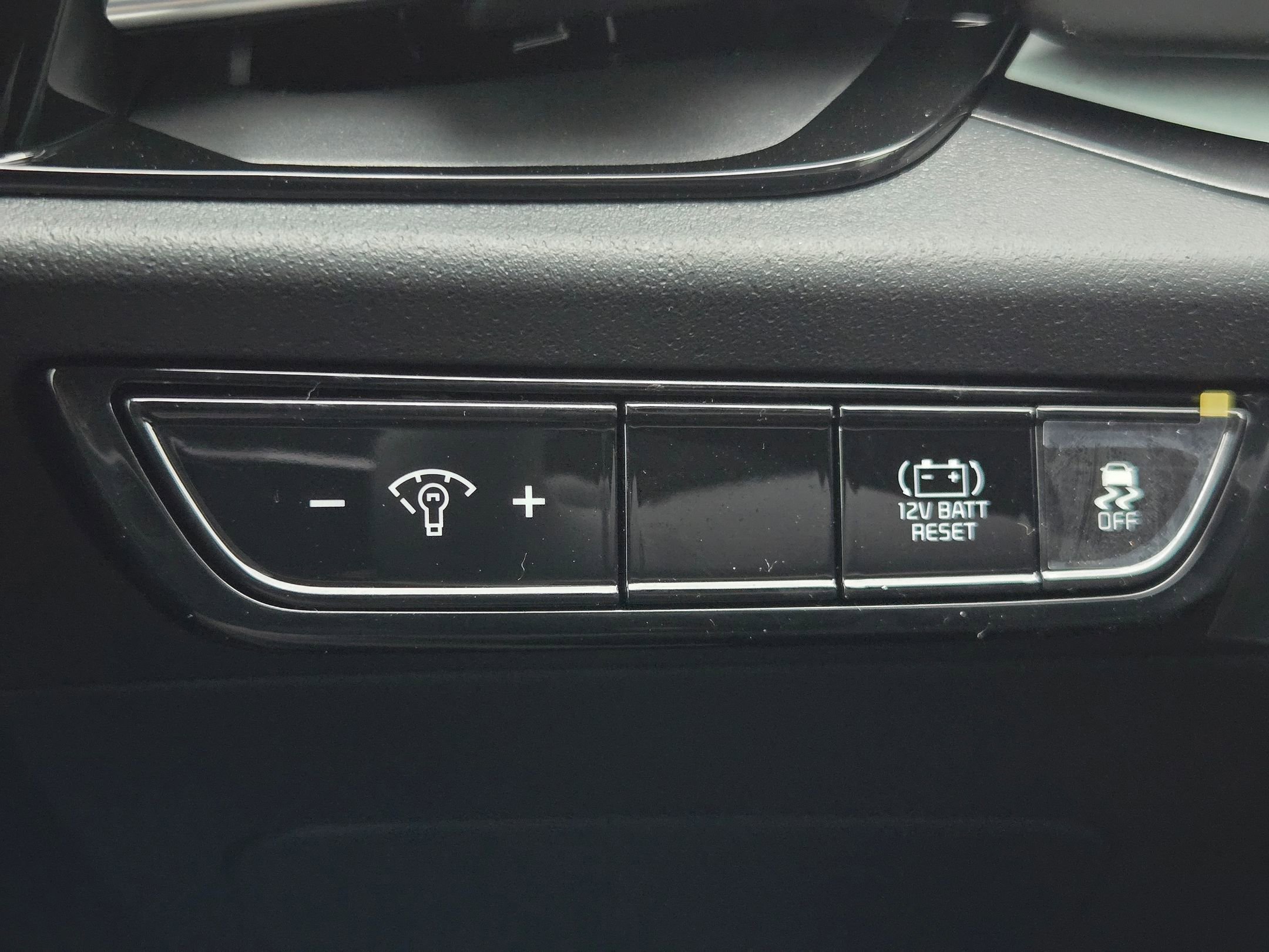 New 2026 Aurora Black Pearl Kia LX image 24