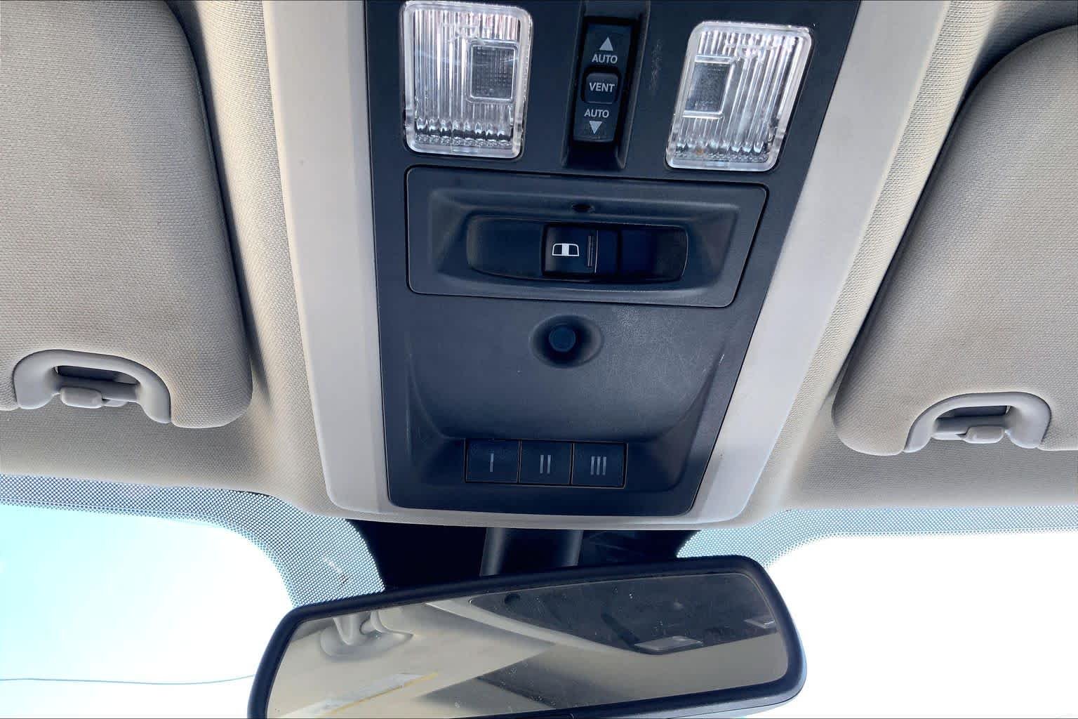 Used 2014 Maximum Steel Metallic Clearcoat Ram Laramie image 34
