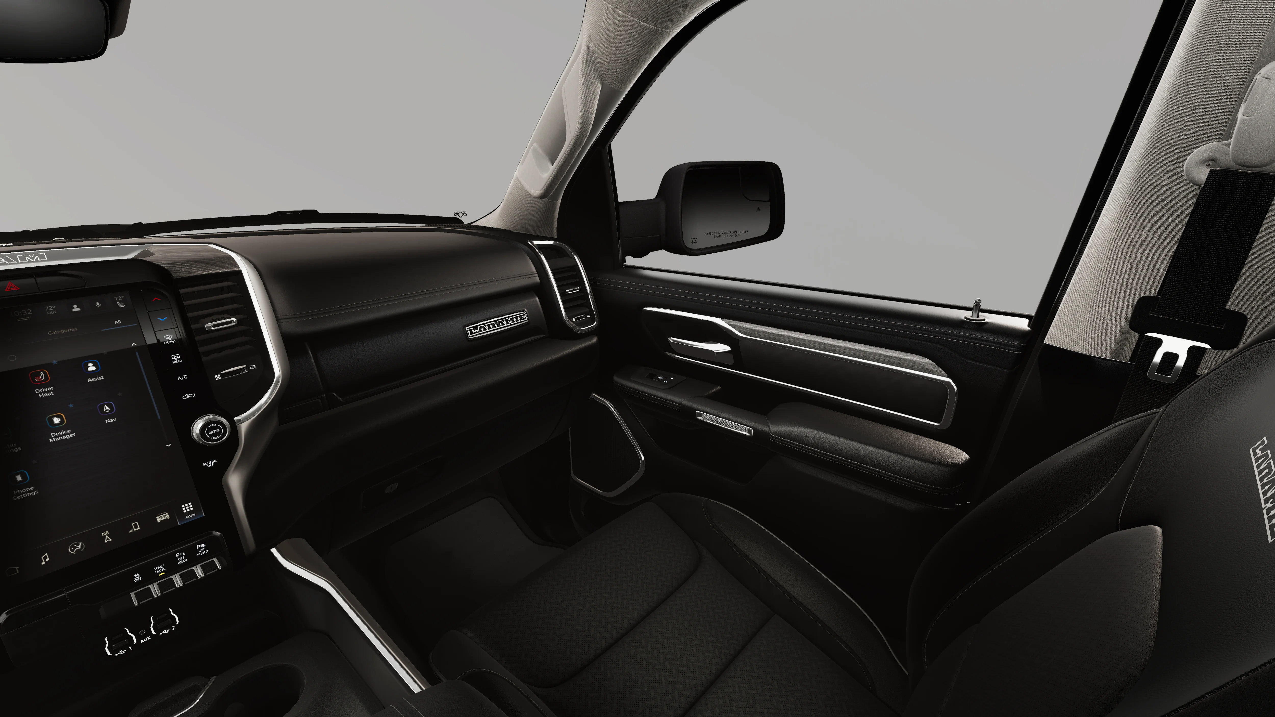 New 2026 Diamond Black Crystal Pearl-Coat Exterior Paint RAM LARAMIE image 7