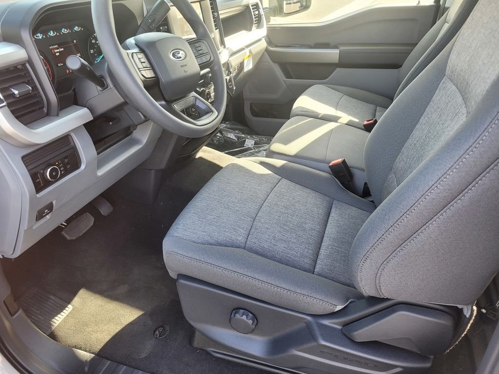 New 2026 Avalanche Ford F-350® XL image 6