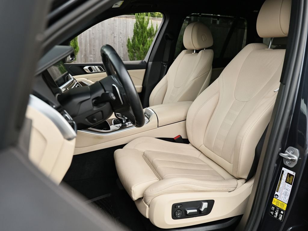 Used 2022 Arctic Gray Metallic BMW xDrive40i image 20