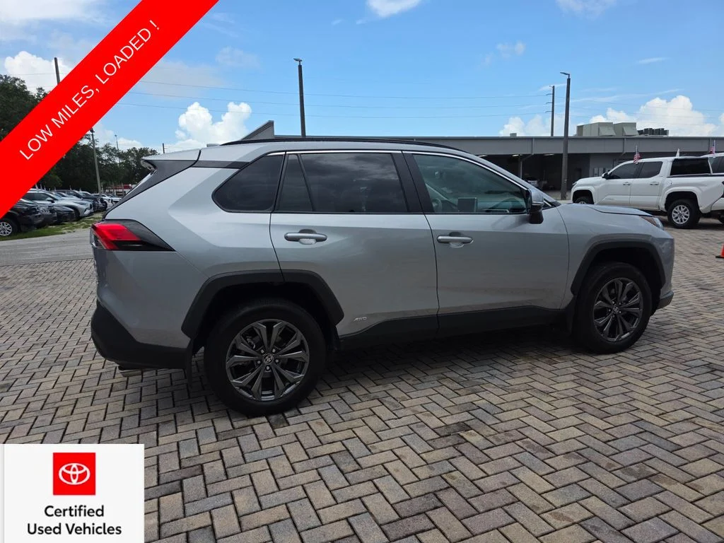 Certified Used 2025 Silver Toyota XLE Premium image 11
