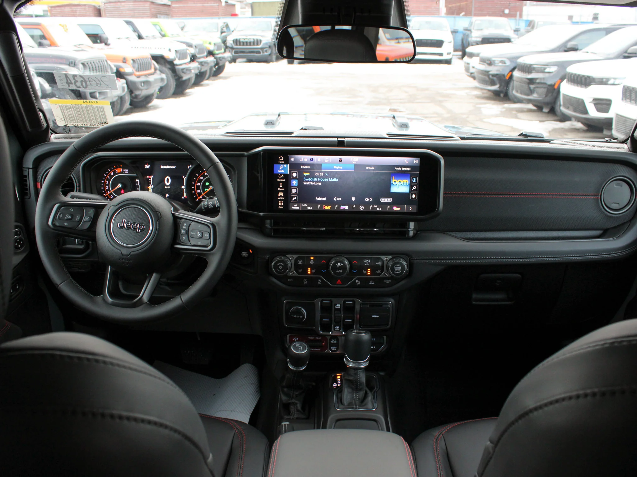 New 2026 Dark blue Jeep Rubicon* 4 Door 4x4, Nappa Leather, Safety Group, Front/Rear Lockers image 13