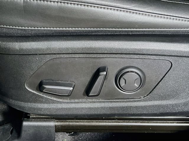 2024 Kia Sorento S - Photo 11
