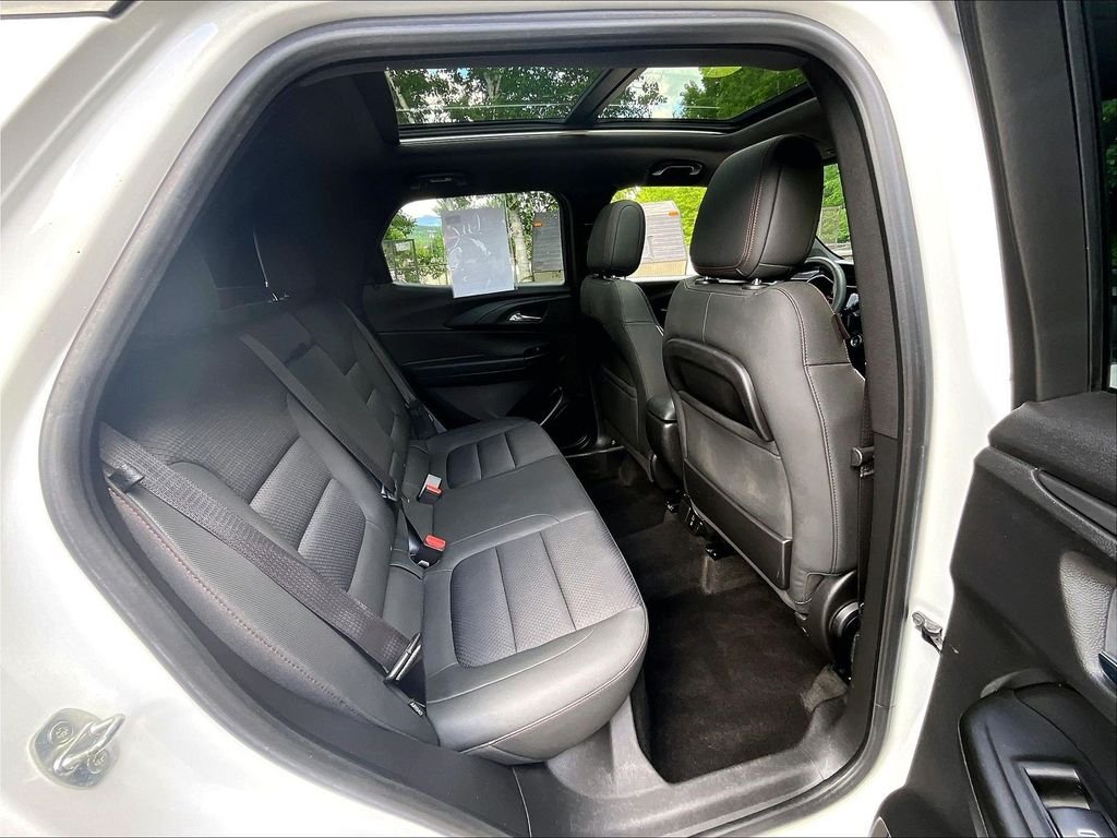 Used 2021 Summit White Chevrolet RS image 16