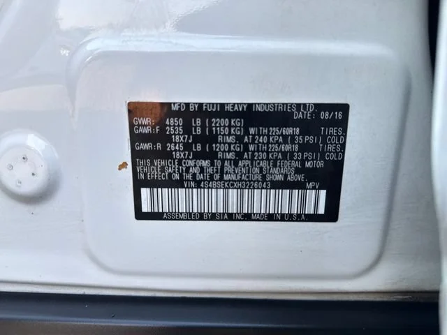 Used 2017 Crystal White Pearl Subaru Limited image 16