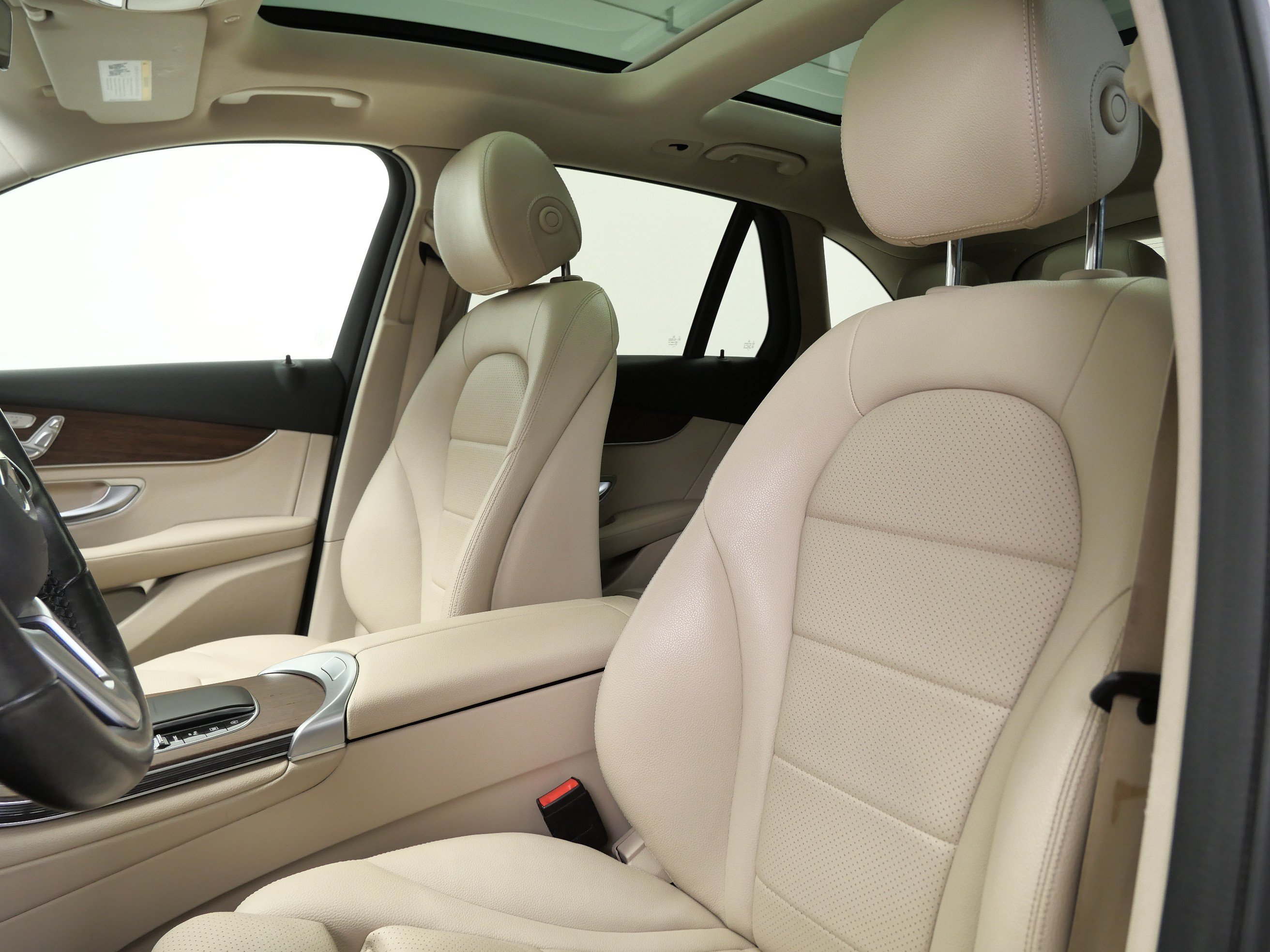 Used 2021 Polar White Mercedes-Benz GLC 300 image 15