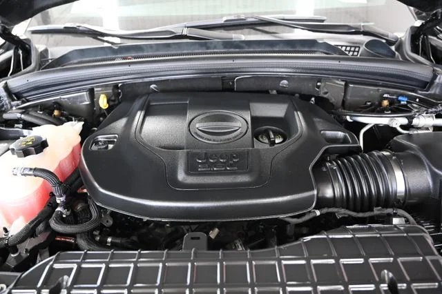 Used 2022 Gray Jeep Overland image 38