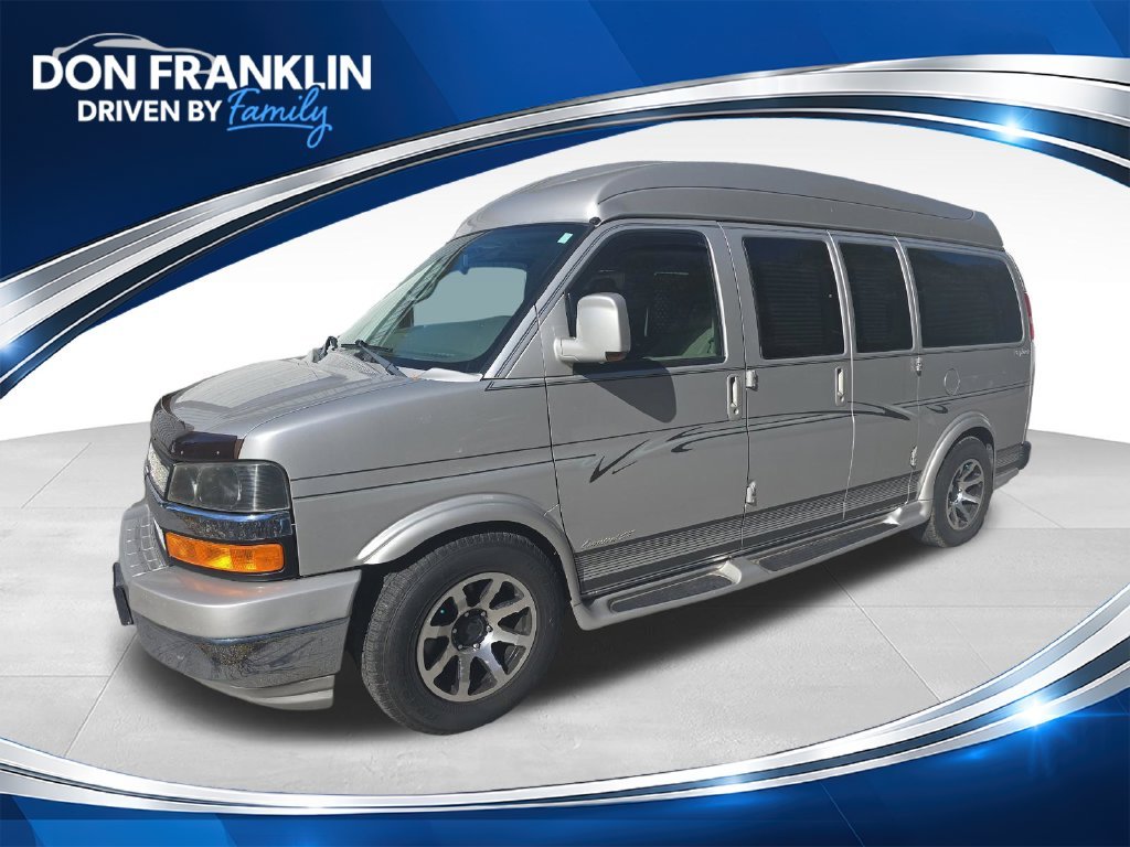 Used 2009 Silver Chevrolet Upfitter image 1