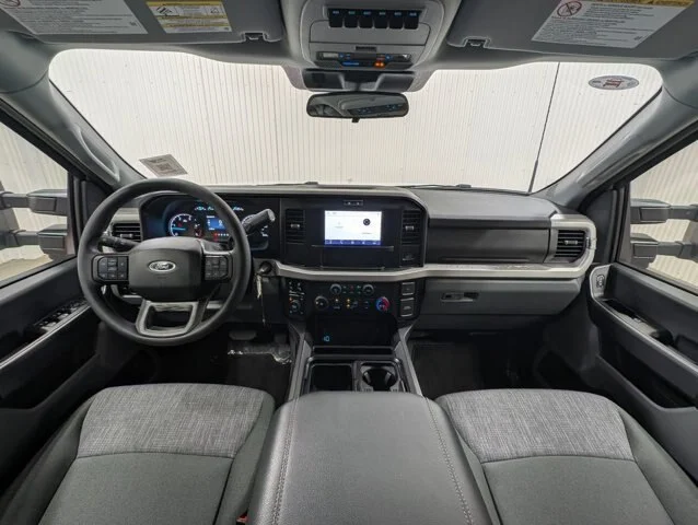 New 2026 Oxford White Ford F-250® XLT image 15