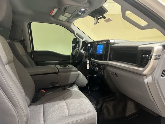 Used 2024 White Ford XL image 22