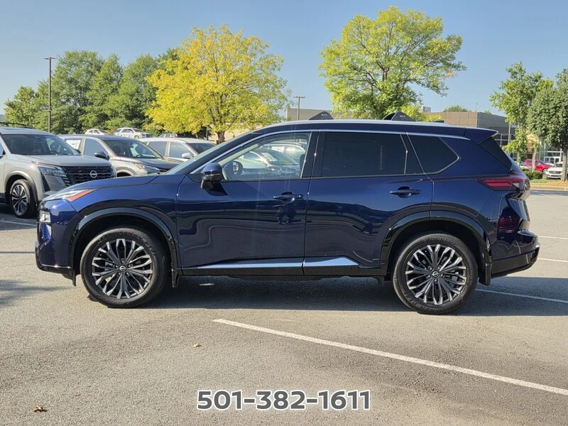 Used 2025 Deep Ocean Blue NISSAN AWD PLATINUM image 2