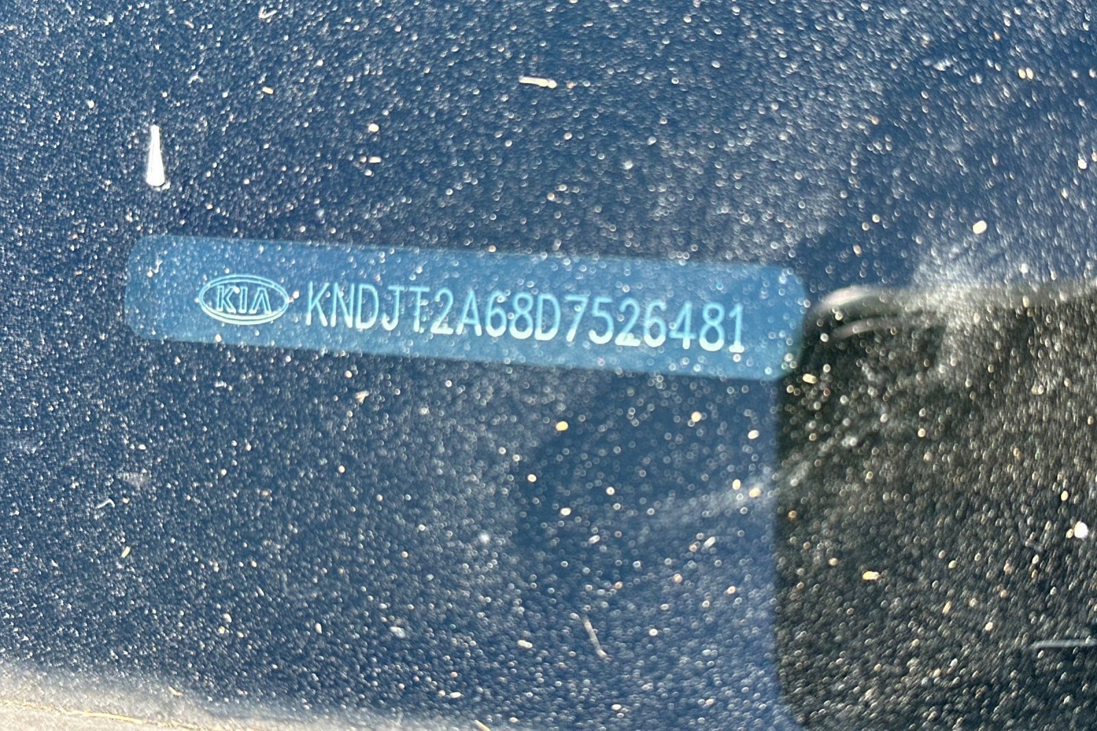 Used 2013 Green Kia Plus image 3