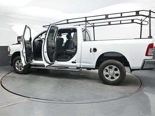 Used 2023 White Ram Big Horn image 40