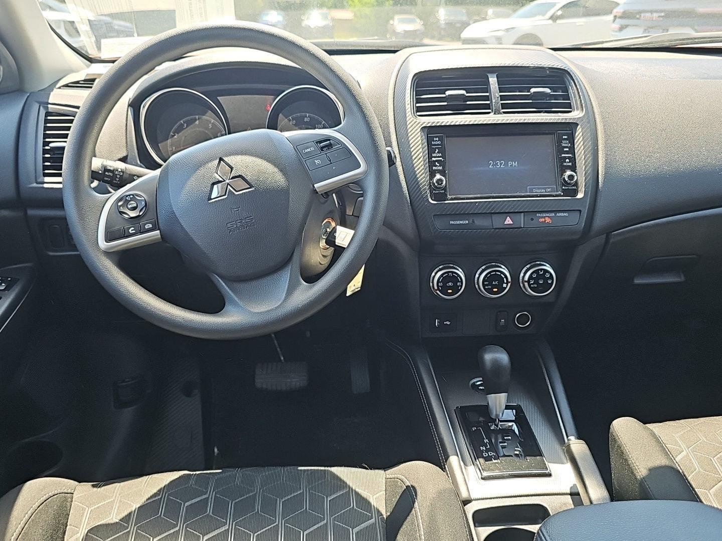 Used 2025 Sunshine Orange Metallic Mitsubishi ES image 13